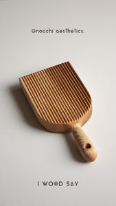 Planche de bois avec design sculpté à la main planche de fabrication de pâtes élégante outil de cuisine écologique nouveauté - Product Image 2