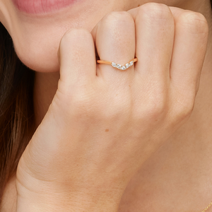 Bague en diamant Moissanite de luxe en argent 925 ronde au design intemporel pour la fête d'anniversaire de mariage de fiançailles pour femmes - Product Image 5