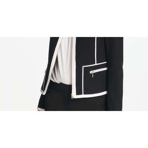 Giacca Varsity da Donna Calvin Klein con Bordi a Contrasto, Colore Antracite, Taglia 16, in Pelle di Pecora Morbida Tinta Cristallo per Autunno e Primavera - Product Image 3