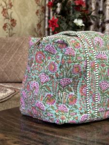 Nueva bolsa de lona de viaje de gran tamaño con estampado hecho a mano, bolsa de gimnasio personalizada, bolsa acolchada de algodón multiusos - Product Image 3