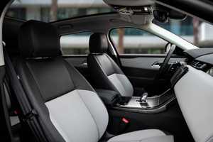 Tout Nouveau Land Rover Range Rover Velar SE Dynamic 2025, 2.0L Essence Turbocompressée 250CV, Boîte Automatique, Sièges, Toit Ouvrant Panoramique, LED - Product Image 6