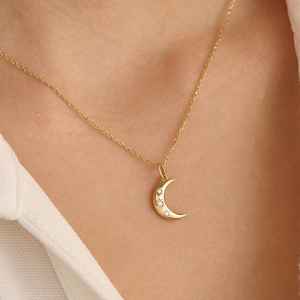 Pendentif en argent sterling 925 plaqué or Vermeil, charme croissant de lune chrétien, collier minimaliste demi-lune en CZ, bijoux célestes - Product Image 2