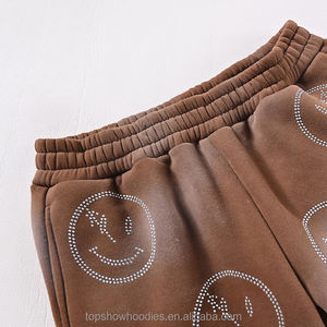 กางเกงวอร์มประดับเพชรเทียม ขายส่ง ราคาถูก คุณภาพพรีเมียม บริการ OEM รับทำโลโก้ สินค้าขายดี ความต้องการสูง - Product Image 3