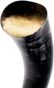 Cuernos para Beber de Material Orgánico Pulido Estilo Vikingo Ecológicos al por Mayor con Soporte de Cuero Hechos a Mano para Hidromiel - Product Image 3