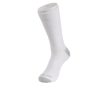 Vente à Chaud Logo Personnalisé Chaussettes de Sport à Bas Prix Couleur Unie Coton de Haute Qualité Chaussettes Crew - Product Image 3
