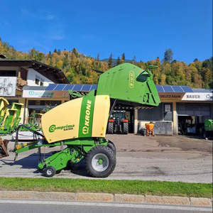 Achetez un presse-rouleaux agricole de qualité supérieure à prix avantageux, livraison rapide, vente en gros de presse-rouleaux à paille et à foin avec roues - Product Image 1