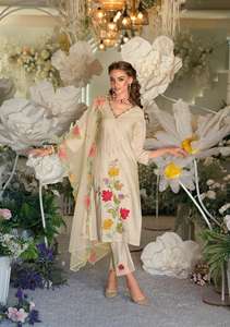 Premium Summer Collection Designer Imprimé Indien Pakistanais Mariage Traditionnel Pure Viscose Organza Dupatta Entièrement Intérieur Coton - Product Image 5