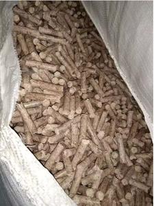 Vente en gros de granulés de bois biomasse écologiques, biocarburant, taille personnalisée, non toxique, durée de conservation de 24 mois, disponible - Product Image 4