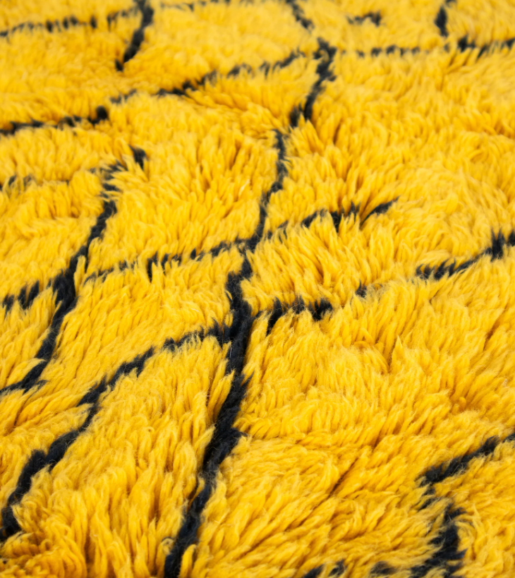 สีเหลือง