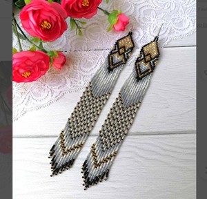 Pendientes de Cuentas Grises Hechos a Mano, Pendientes Muy Largos, Pendientes Extra Largos, Pendientes con Flecos, Pendientes Estilo Boho - Product Image 2
