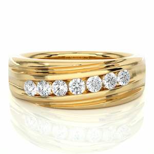 Anillo de Eternidad con 7 Diamantes de Corte Redondo en Engaste de Canal para Mujer - Product Image 6