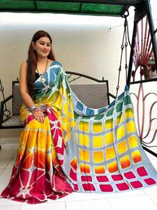 Nueva Colección de Saris Étnicos Suaves de Diseñador con Borde de Estampado Digital Ajrakh y Pallu Rico con Blusa en Contraste - Product Image 2