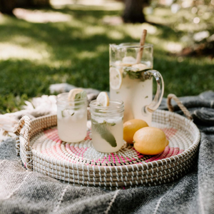 Bon prix tissé à la main ferme jonc de mer plateaux de service pour restaurant plateau de service avec poignées pour la décoration intérieure du Vietnam - Product Image 5