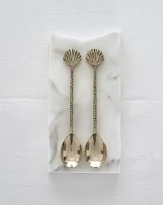 Serveur à salade en métal pour servir les légumes Couverts de vente chaude plaqués argent Couverts en acier inoxydable de style moderne Serveur à salade et cuillère - Product Image 2