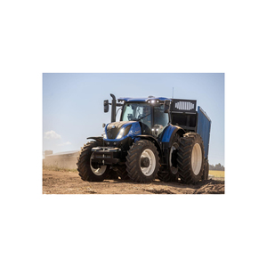Tracteurs CNH polyvalents disponibles pour l'exportation vers les entreprises agroalimentaires - Product Image 6