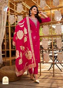 Dernière tenue de designer à feuilles persistantes Style moderne Meilleur pantalon Kurti en soie romaine et Dupatta avec un fabricant de travaux manuels purs d'Inde - Product Image 3