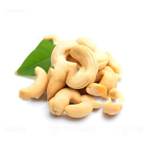 Fresh <b>cashew</b> <b>nuts</b> provided in wholesale packaging for trade supply - Product Image 6