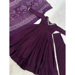 ชุดเดรส Anarkali สำหรับผู้หญิง,ชุดเดรสใส่ทำงานผ้าเรยอน Kurtis อินเดีย Anarkali - Product Image 3