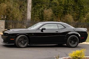Challenger SRT Demon 170 2023 USADO EN PERFECTAS CONDICIONES, Inspeccionado, ~120 Millas, 1,025 HP, Turbo V8, Automático, Volante a la Izquierda, Color Oscuro, R19, Bajo Kilometraje - Product Image 3