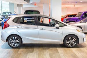 Honda Fit EX 2016 Usado en Buen Estado, Volante a la Izquierda, Emisión Euro IV, 50001-75000 Millas - Product Image 2