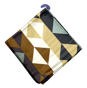 Serviettes de table quotidiennes en coton respirant, qualité durable et look élégant pour la maison et les restaurants - Product Image 4