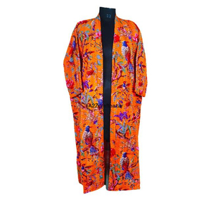 Bata de Baño Kantha con Estampado Floral Indio, 100% Algodón Puro, Estampado a Mano, Kimono de Algodón, Bata Envolvente para Mujeres y Niñas - Product Image 1