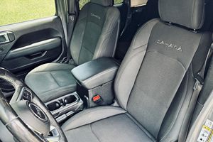 JEEP WRANGLER UNLIMITED SAHARA 4X4 2019 D'OCCASION CÔTÉ GAUCHE/CÔTÉ DROIT - Product Image 4