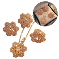 Ensemble de bijoux pour femmes, collier, boucles d'oreilles, bracelet, design floral en cuivre plaqué or antique avec zircon, pour mariage et fête