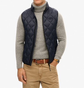 เสื้อกั๊กผู้ชายแบบสั่งทำ เสื้อกั๊กฤดูหนาวแบบไม่มีแขน เสื้อกั๊กบุใยสังเคราะห์สำหรับกิจกรรมกลางแจ้ง อุ่น น้ำหนักเบา สวมใส่สบาย เหมาะสำหรับทำงาน แฟชั่นแบบเย็บติดกัน - Product Image 6