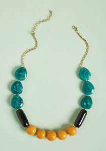 Bijoux de mode Ensemble de colliers en résine avec boucles d'oreilles assorties pour mariage et fête au prix d'exportation - Product Image 3