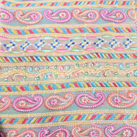 Tissus Jacquard Non-Tissés de Luxe Brodés pour Accessoires de Mariage - Mélanges Respirants de Coton, Lin, Soie et Synthétiques de Qualité Supérieure à Motifs Floraux