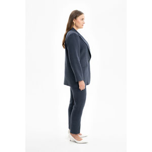 เสื้อเบลเซอร์ผ้าลินินสีน้ำเงินกรมท่าแบบคลาสสิก - Product Image 4