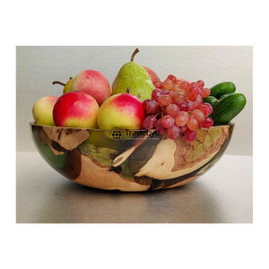 Tazón de resina hecho a mano único ideal para exhibición de mesa de decoración artística del hogar o estilo de cocina de Tradebyd - Product Image 1