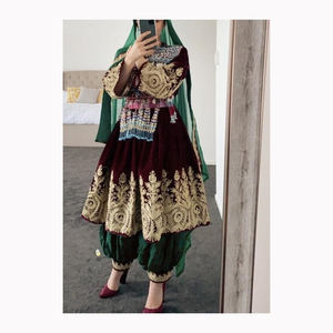 Robes Afghani Kuchi d'excellente qualité pour l'Aïd robe de femmes afghanes de couleur unie avec broderie à manches longues - Product Image 5