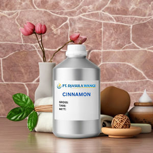 น้ำมันเปลือกอบเชยบริสุทธิ์คุณภาพสูง ขายดี 5 กก. สำหรับนวดตัวและน้ำมันหอมระเหยเพื่อสุขภาพ - Product Image 1