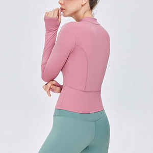 Top qualité femmes nouvelle veste avec short Gym Yoga ensemble vêtements vêtements de sport ensembles veste et short - Product Image 3