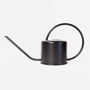 Regadera de metal con revestimiento negro, estilo duradero elegante para riego de jardín interior y exterior - Product Image 2