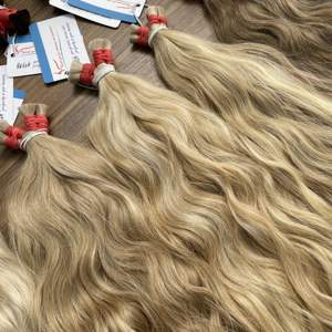 ผมต่อผมมนุษย์แบบไม่ผ่านการแปรรูปผมลอนธรรมชาติแบบเส้นผมแบบหลวมเรียงตามธรรมชาติ - Product Image 5