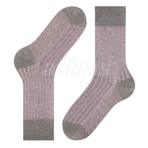 Chaussettes de sport à logo personnalisé à prix d'usine pour hommes, tenue décontractée pour hommes de qualité supérieure - Product Image 4