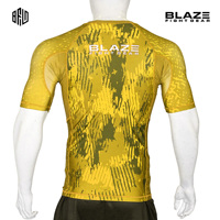 Rashguard MMA à demi-manches personnalisé pour hommes conception complète à sublimation manches courtesBJJ Gym Fitness Rash Guard