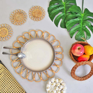 Ensemble de dessous de verre de napperon en rotin naturel tissé à la main vietnamien Style jacinthe d'eau plaque en osier d'isolation thermique imperméable antidérapante - Product Image 6