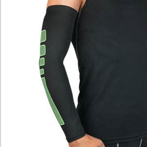 Conjuntos de mangas de brazo deportivas de refrigeración con protección UV sin costuras con logotipo personalizado para deportes al aire libre unisex con color y tamaño personalizados - Product Image 4