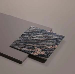 Superficies flameadas y pulidas de granito marrón Tigre Premium para uso interior y exterior Granito marrón Tigre - Product Image 2