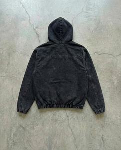 Sudadera con Capucha Moderna Estilo Grunge con Parches Desgastados, Prenda Urbana Oversize, Esencial para el Día a Día - Product Image 4