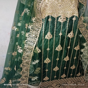 Lehenga Choli de Novia Pakistaní e India con Bordado Intenso, Diseño Étnico Moderno de Largo Completo para Bodas y Fiestas de Eid - Product Image 2