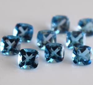 Corte de cojín de Topacio Azul suizo natural 6mm facetado-corte de cojín de Topacio Azul suizo Suelto - Product Image 5