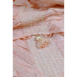 Élégant châle en soie Odemis 100% tissé à la main 75x200cm, foulard turc de luxe froissé pour femmes - Product Image 2