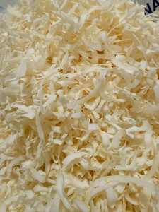 TOPPINGS USE et SNACKING PERFECT : Croustilles de noix de coco croustillantes de qualité supérieure du Vietnam, texture croquante et arôme naturellement sucré. - Product Image 6