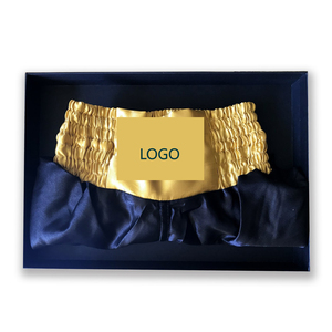 Shorts de boxe conçus pour l'intensité d'entraînement, offrant une adhérence sécurisée à la taille et un mouvement du bas du corps lors de la pratique - Product Image 4