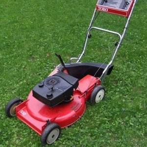 Cortacésped eléctrico robusto y Premium de 1600W para un rendimiento duradero. - Product Image 4